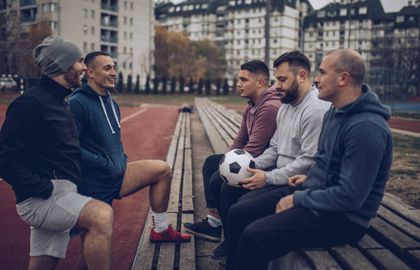 istock Men Football Team 881215568