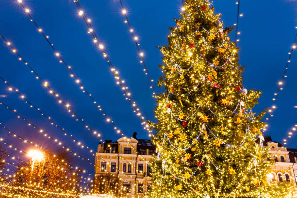 istock Lights of a Christmas tree in Kiev 881263140