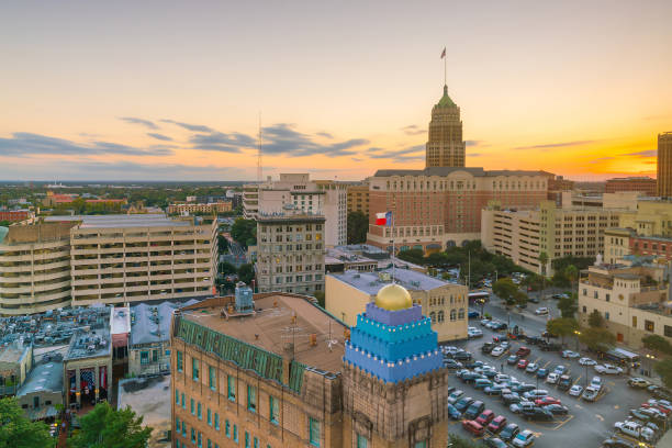 istock Downtown San Antonio skyline 881344786