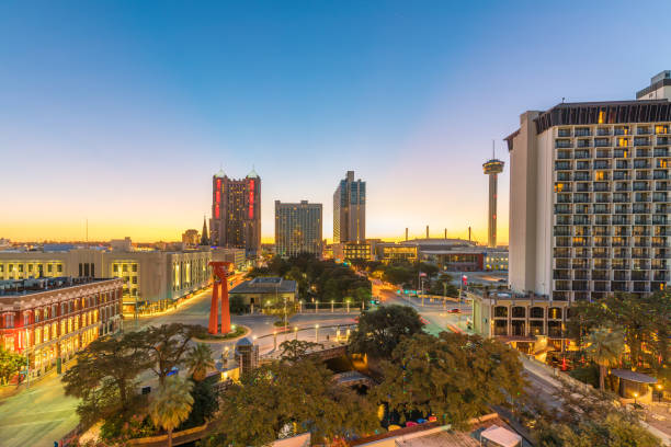 istock Downtown San Antonio skyline 881344854