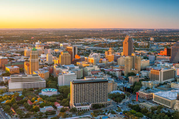 istock Downtown San Antonio skyline 881344884