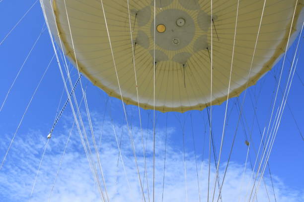 istock The balloon parachute 881364750
