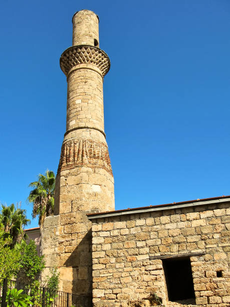 istock Kesik minaret in Antalya, Turkey 881373962