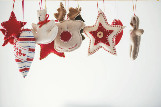 Hanging Christmas ornaments