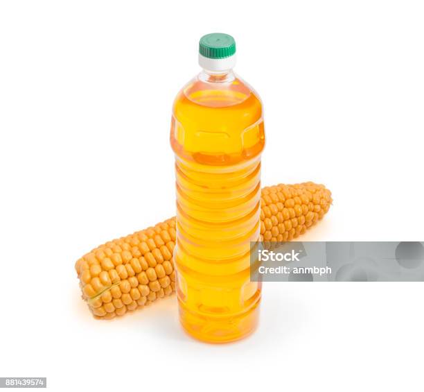 Bottle Of The Corn Oil And Ear Of Corn Stock Photo - Download Image Now -  Agriculture, Bottle, Cereal Plant - iStock