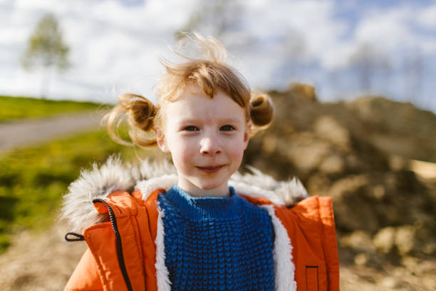 istock Best friends playing outdoors 881453094
