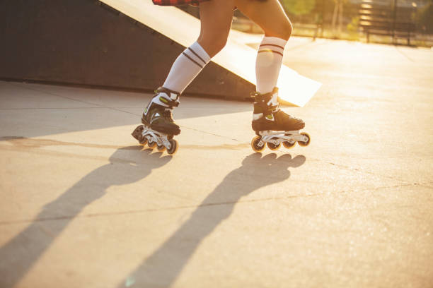 istock Passionate skater girl 881471034
