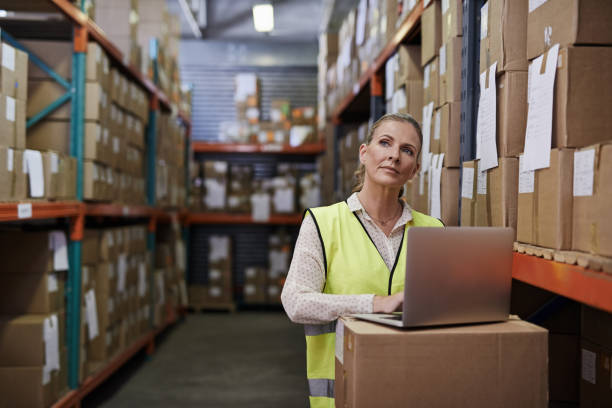 istock Ensuring thorough inspection of all the inventory 881471906