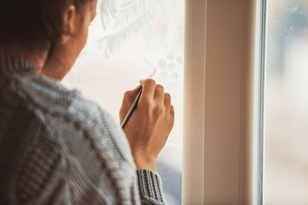 istock Painting on window glass 881477580