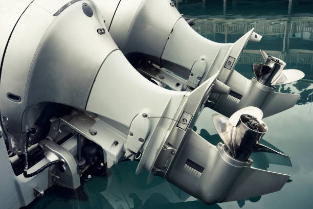 крупным планом пропеллер двигателя outboat - motor ship стоковые фото и изображения