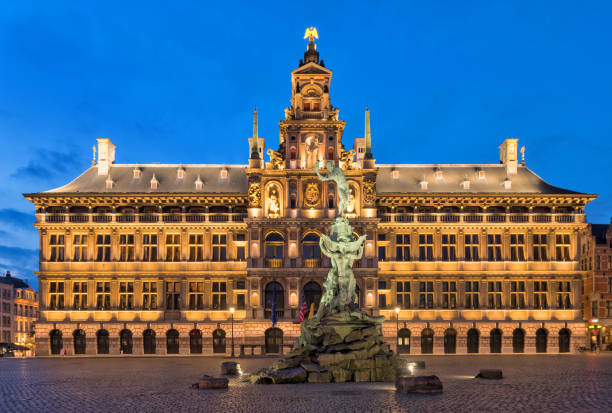 istock Illuminated town hall in Antwerp City, Belgium 881572630