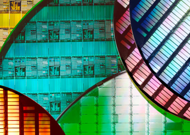 tecnologia - wafer e microcircuiti in silicio - wafer foto e immagini stock