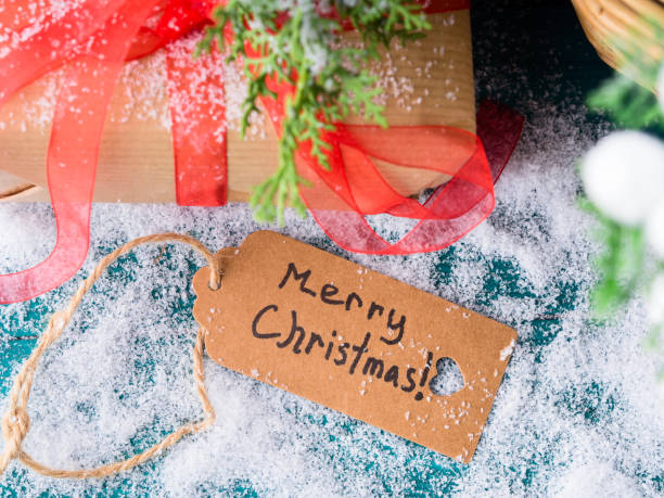 istock Merry Christmas greeting card with gift 881734372