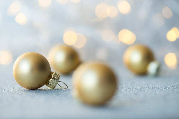 istock Golden Christmas Ball 881795226