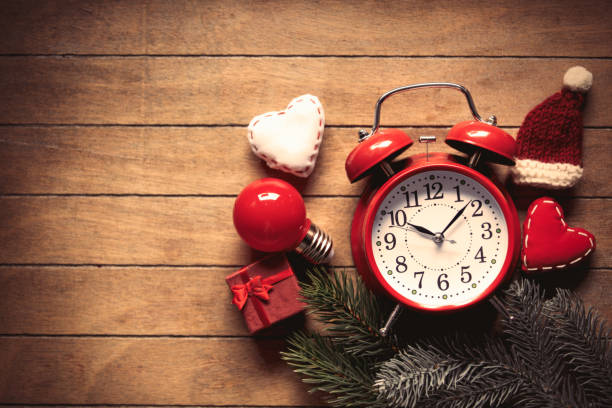 istock Christmas decoration and alarm clock 881799722