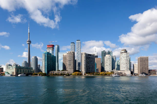 istock Skyline of Toronto 881846042