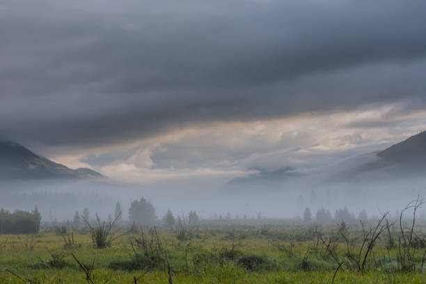 istock Dramatic Clouds Above Rocky Mountain National Park Valley 881885366