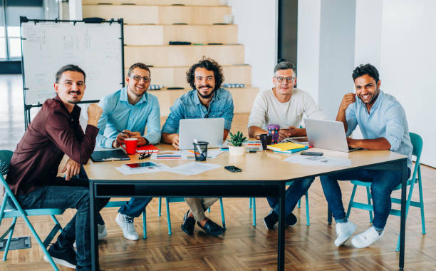 istock Team of professionals 881921580