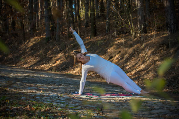 istock Yoga in nature 881926400