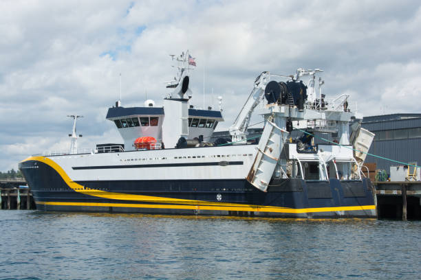istock F/V Defender at mooring on Seattle's Elliott Bay 881926562