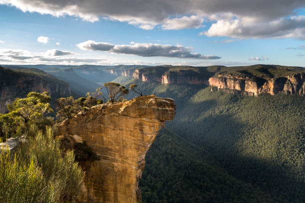 istock Hanging Rock Lookout 882050454