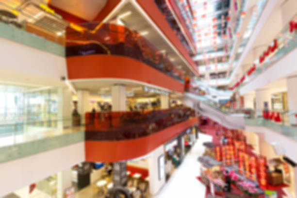 istock center hall of modern shopping mall 882063112