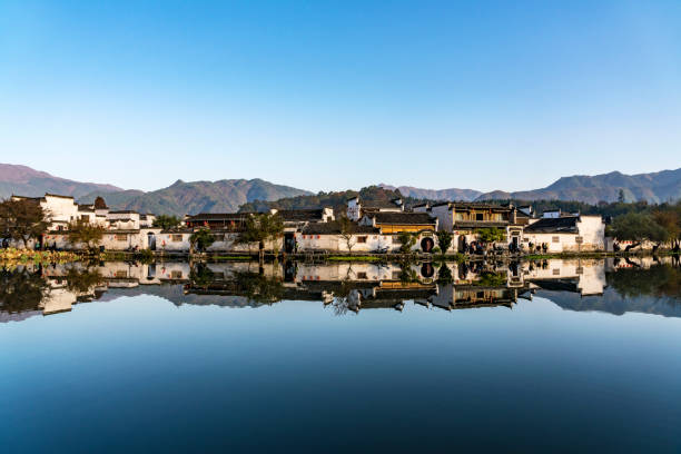 istock Chinese ancient villages in morning 882129064