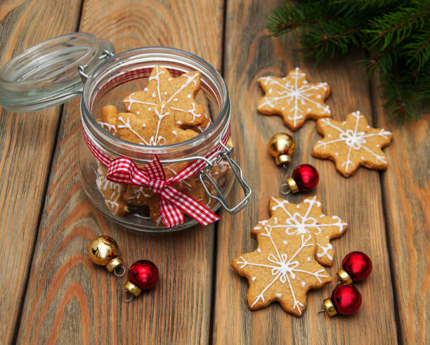 istock Christmas gingerbread cookies 882137216