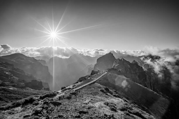 istock Pico do Arieiro • Madeira (HDRi) 882216020