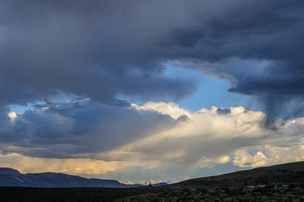 Storm clouds over mono lake Threatening storm clouds are hanging low over mono lake, near the town of Lee Vining, in the Sierra Nevada mountain range. Sierra Nevadas, Eastern California, USA. lake monona photos stock pictures, royalty-free photos & images