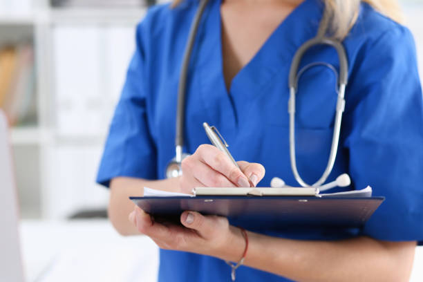 istock Female medicine doctor hand holding 882281094