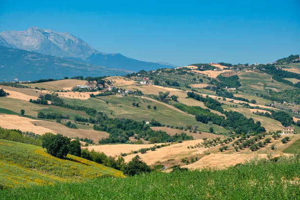 istock Landscape near Teramo (Abruzzi) at summer 882306208