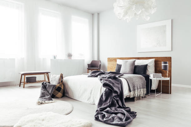 istock King-size bed in bedroom 882311490