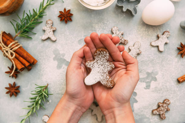 istock Cooking homemade christmas cookies 882322672