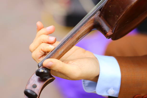 istock Playing music on the street 882334226