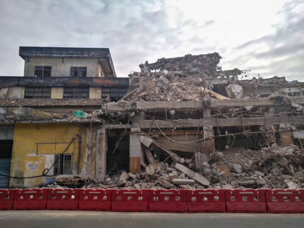 istock Demolition of  an old building 882337956
