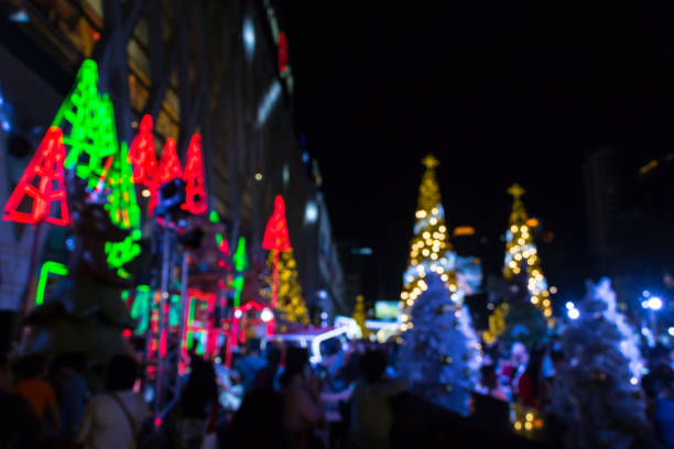 istock Christmas lights on Christmas night 882425068