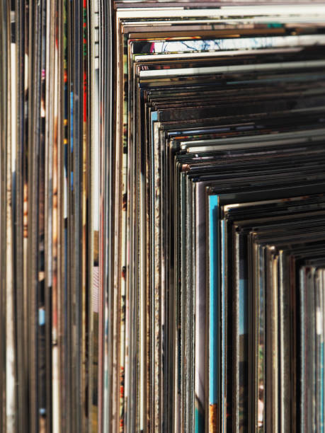 istock Set of colorful papers together 882444350