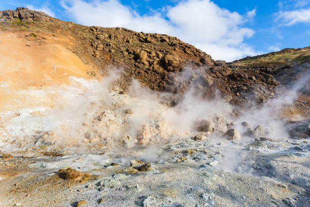 istock solfatara in Krysuvik area, Iceland 882451978