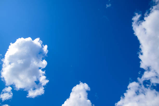 heavenly landscape with clouds. cumulus clouds in the sky - white cliffs imagens e fotografias de stock