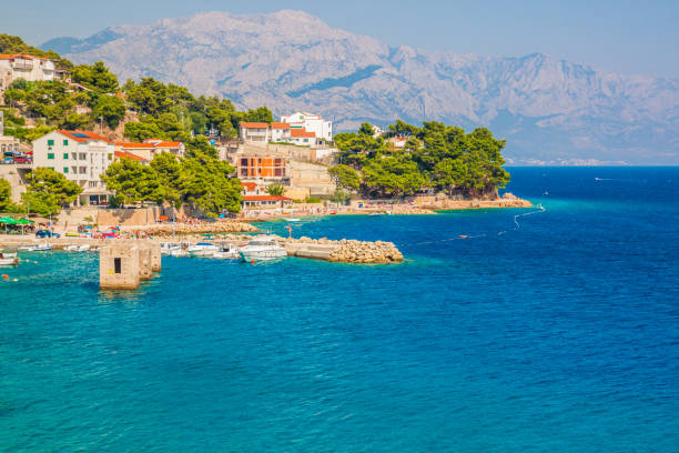istock Adriatic seaside - Makarska Riviera, Dalmatia 882478070