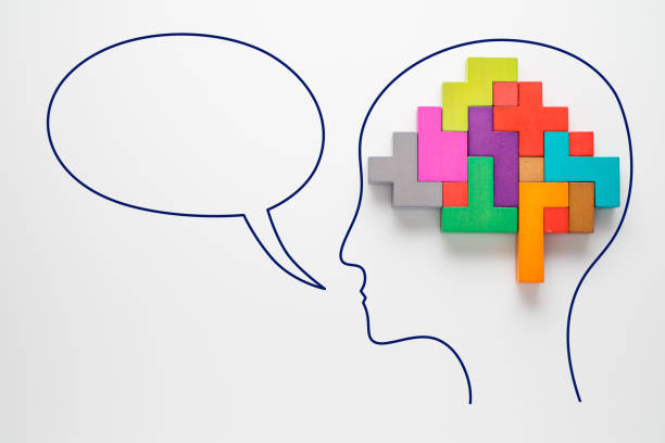 istock Head with colourful shapes of abstract brain with speech bubble. 882484168