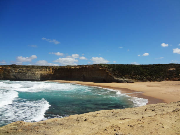 istock Praia em Loch Ard Gorge I - Great Ocean Road 882547474