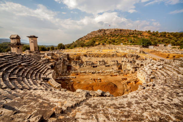 istock Xsanthos city 882567460