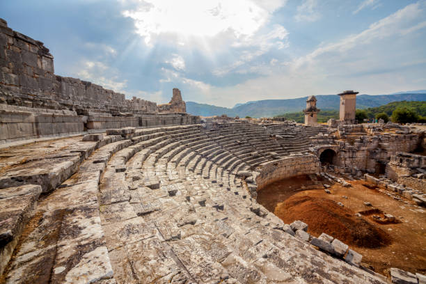 istock Xsanthos city 882595750