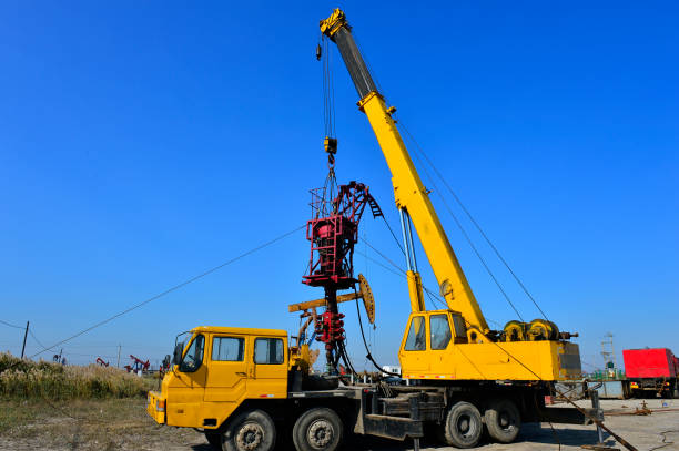 istock The oil pump 882717644