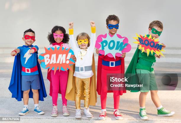 Superheldenkinder Mit Superkräften Stockfoto und mehr Bilder von Kind - Kind, Superheld, Nachkommen