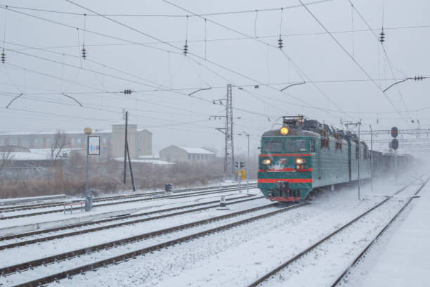 istock The freight train is going to heavy snow 882857344