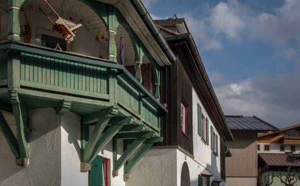 istock Austrian architecture in holiday resort 882921338