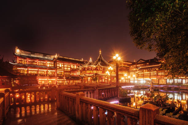 istock Yuyuan Garden in Shanghai, China 882921812